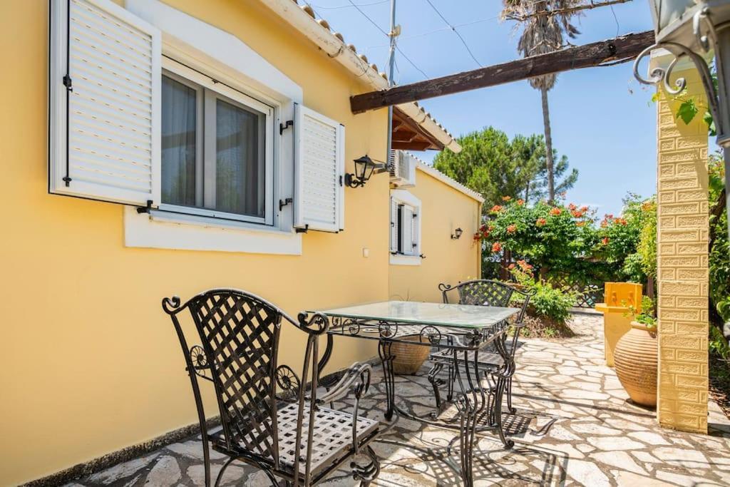St. George Villa Agios Georgios  Bilik gambar
